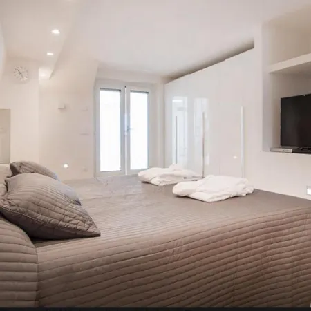 شقة Luxury Attic With Private Pool *