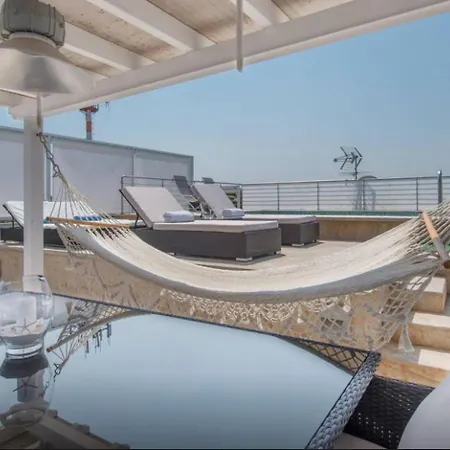 Luxury Attic With Private Pool Aranova