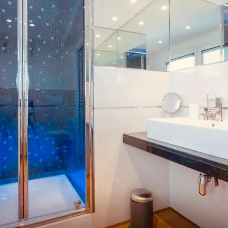 Luxury Attic With Private Pool