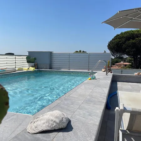 Luxury Attic With Private Pool Aranova